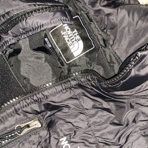 Black north face jacket